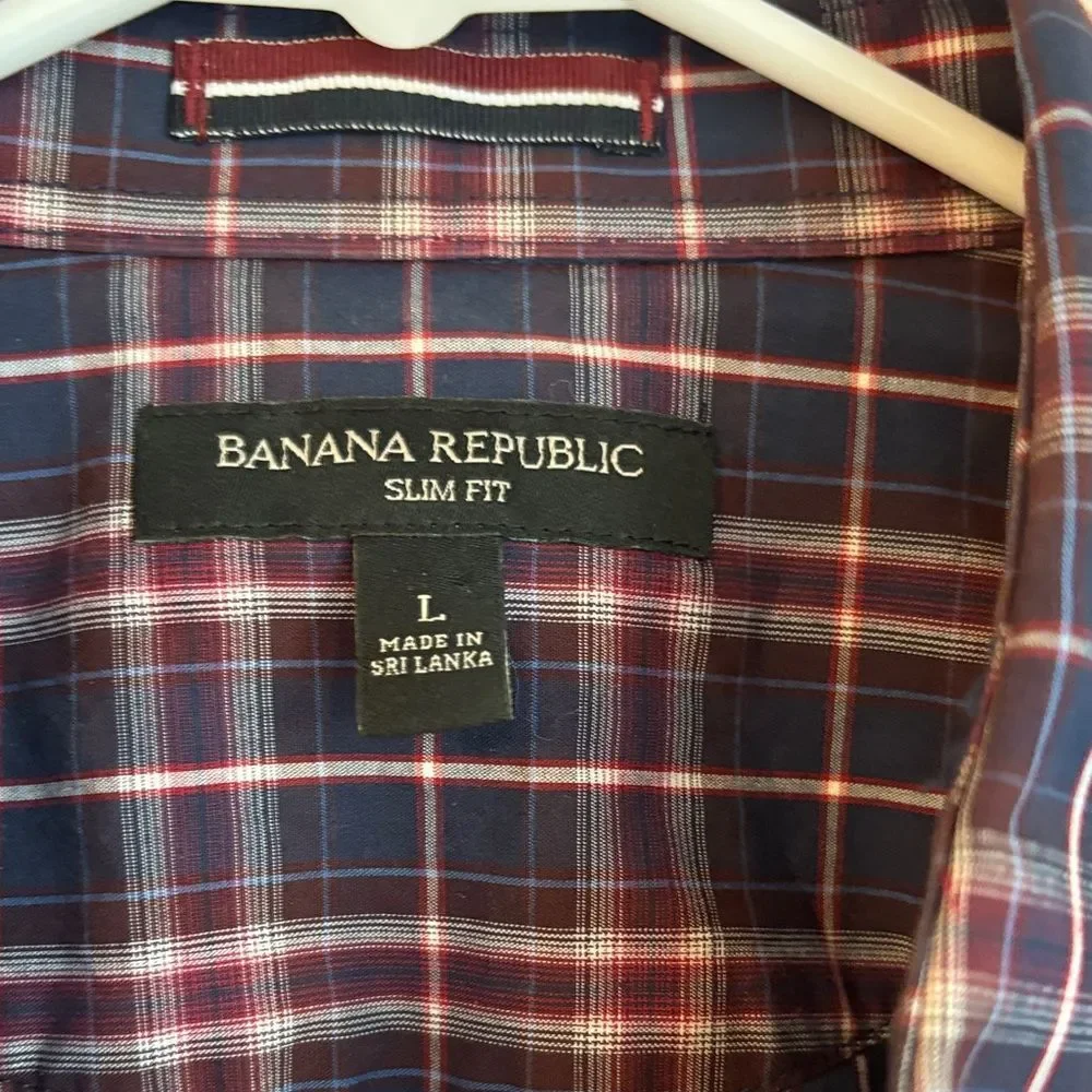 Banana Republic men’s pair of Button-Up Pearl snap Shirts size L slim EUC casual